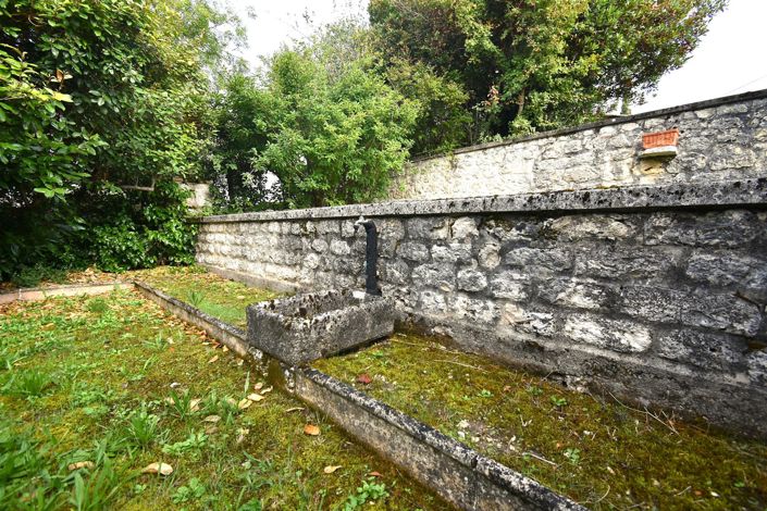 Image No.27-6 Bed House for sale