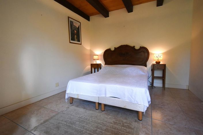 Image No.43-6 Bed House for sale