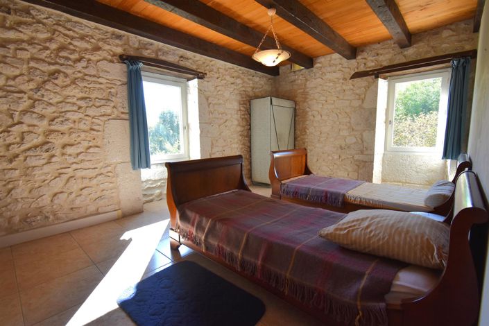 Image No.46-6 Bed House for sale