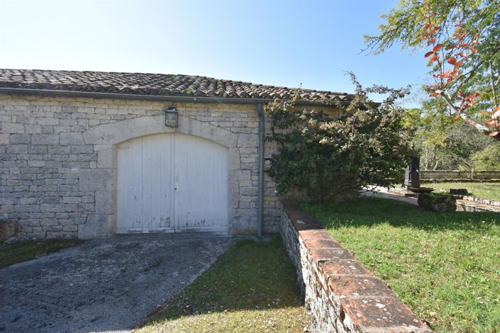 Image No.49-6 Bed House for sale