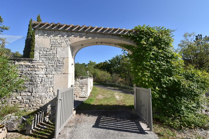 Image No.5-6 Bed House for sale