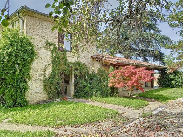 Image No.1-6 Bed House for sale