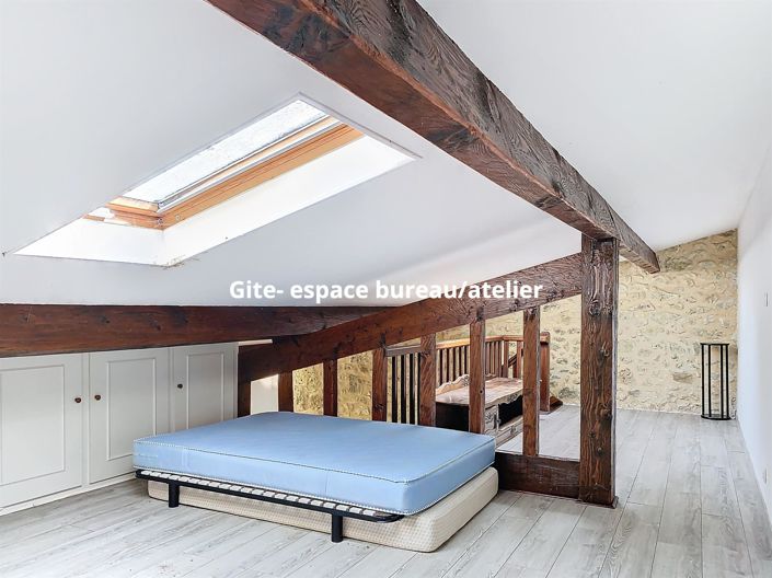 Image No.16-6 Bed House for sale