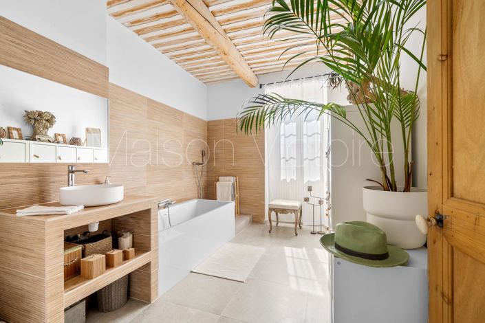 Image No.18-3 Bed House for sale