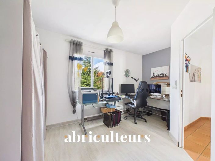 Image No.14-4 Bed House for sale