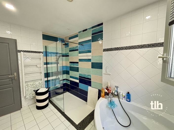 Image No.22-3 Bed House for sale