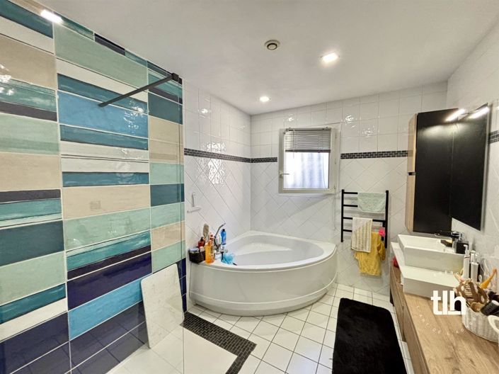 Image No.23-3 Bed House for sale