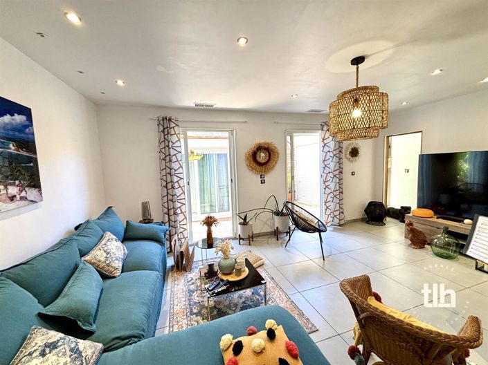 Image No.9-3 Bed House for sale