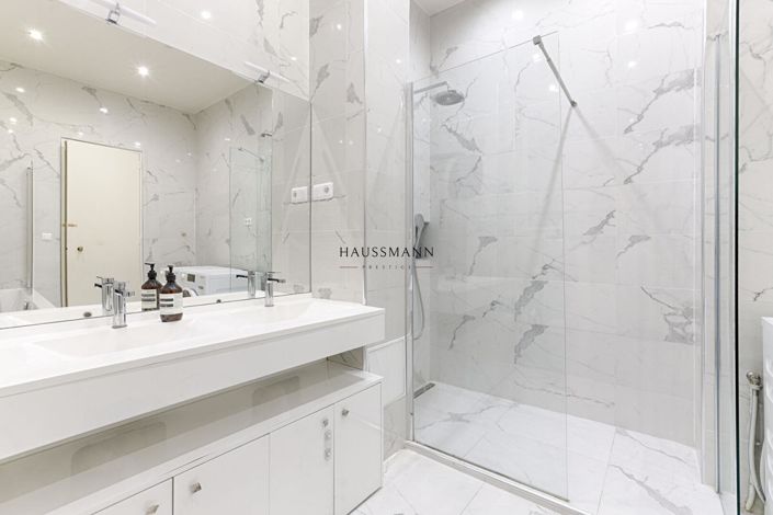 Image No.11-Appartement de 3 chambres à vendre à Paris