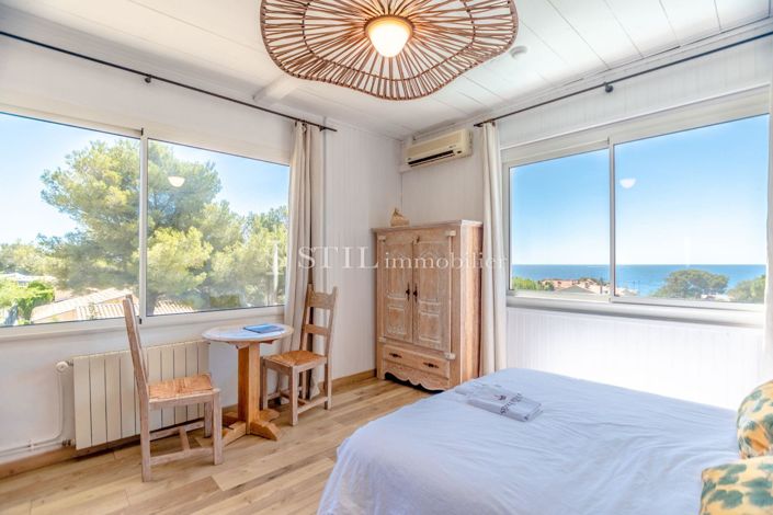 Image No.5-10 Bed House for sale