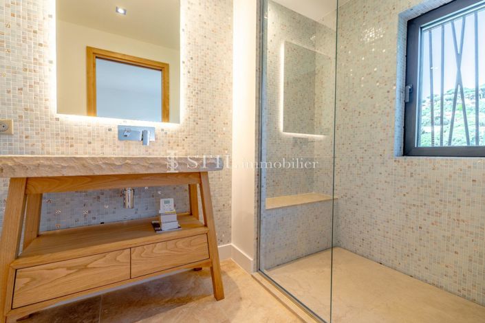 Image No.11-4 Bed House for sale