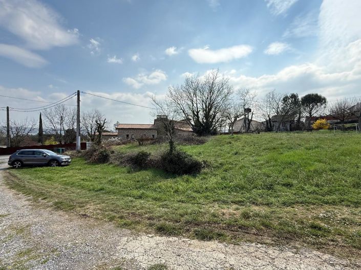 Image No.2-House for sale