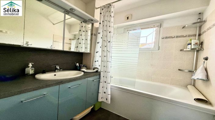 Image No.6-3 Bed Apartment for sale