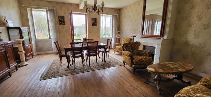 Image No.14-3 Bed House for sale