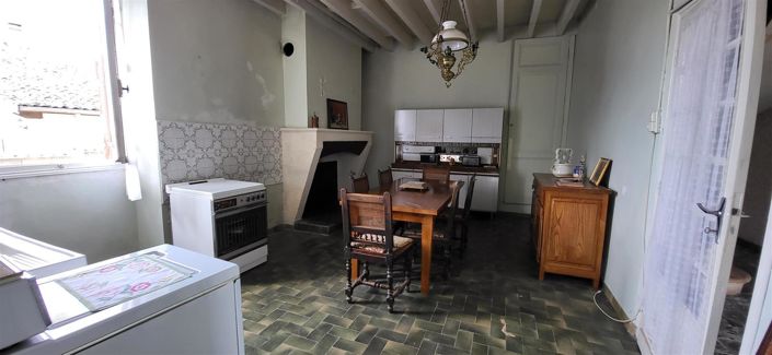 Image No.19-3 Bed House for sale