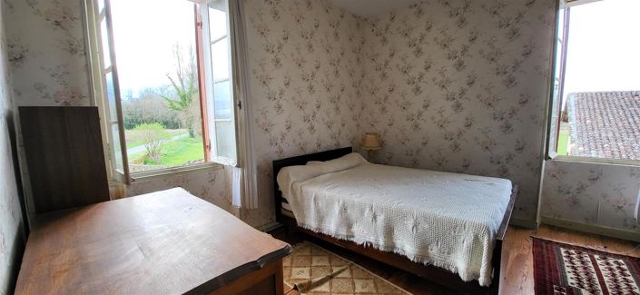 Image No.34-3 Bed House for sale