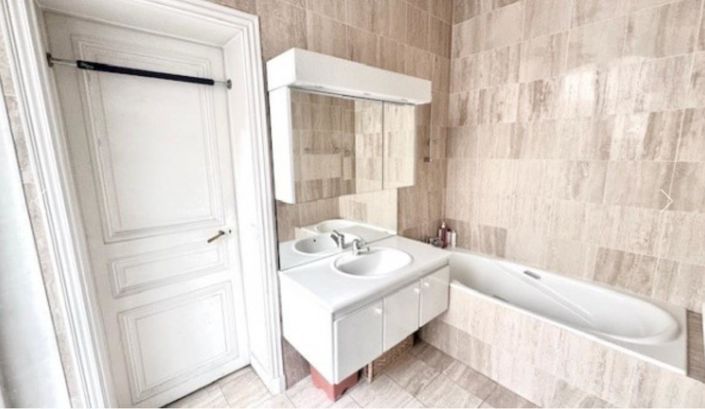 Image No.8-Appartement de 4 chambres à vendre à Paris