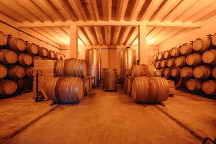 Image No.29-7 Bed Property for sale