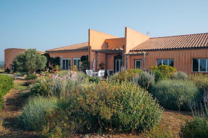 Image No.4-7 Bed Property for sale