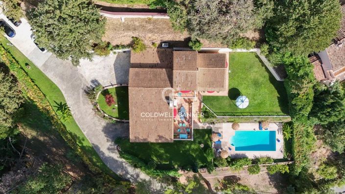 Image No.21-6 Bed House for sale