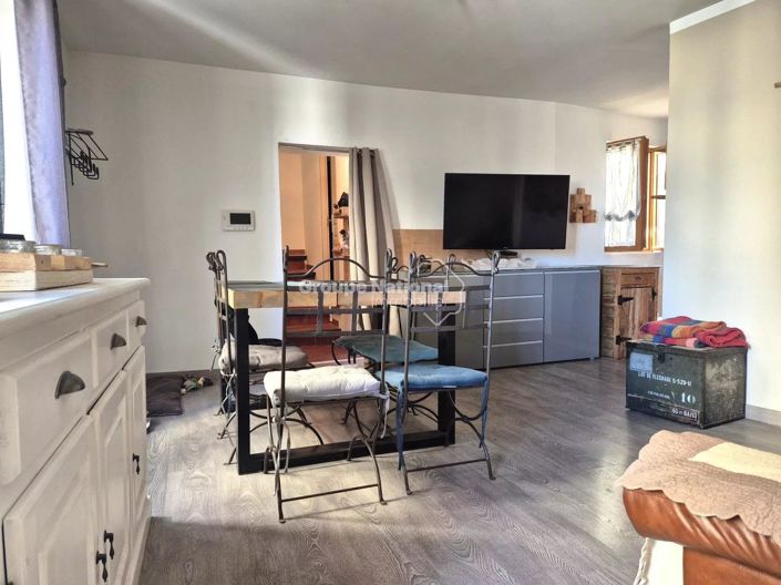 Image No.14-6 Bed House for sale