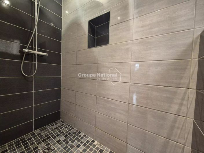 Image No.29-6 Bed House for sale