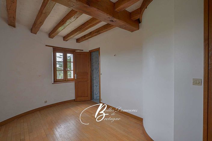 Image No.15-9 Bed House for sale