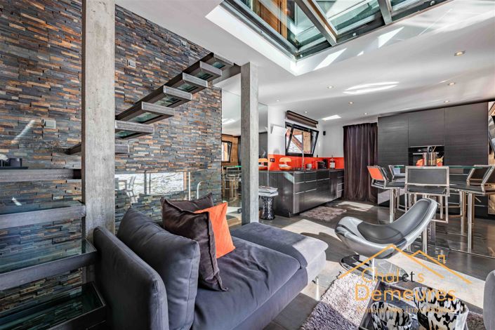 Image No.18-3 Bed House for sale