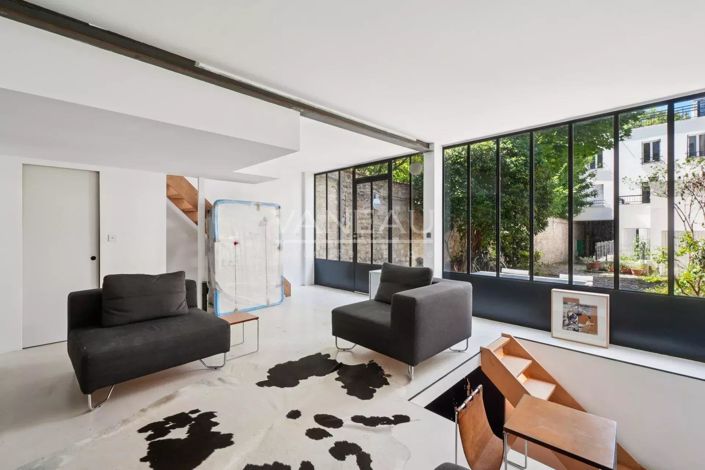 Image No.3-1 Bed House for sale