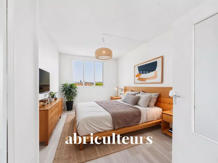 Image No.6-3 Bed Apartment for sale