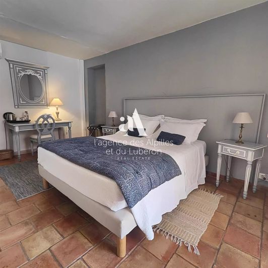 Image No.12-6 Bed House for sale