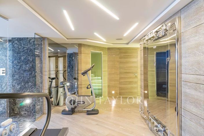 Image No.20-5 Bed House for sale