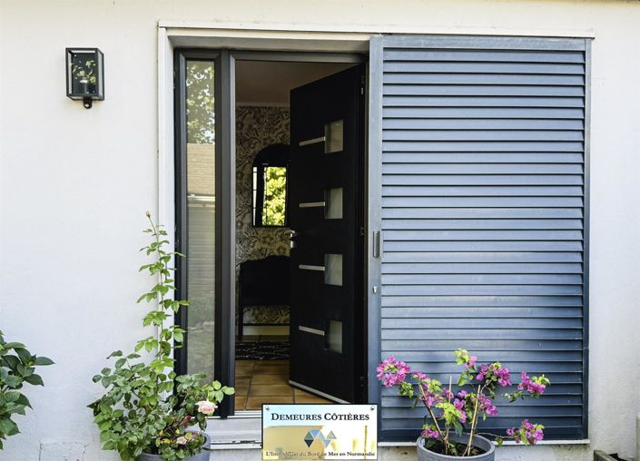 Image No.10-4 Bed House for sale