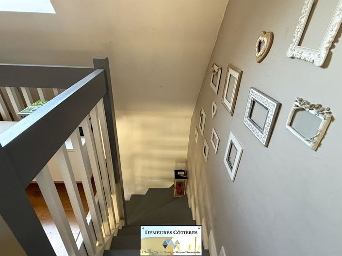 Image No.24-4 Bed House for sale