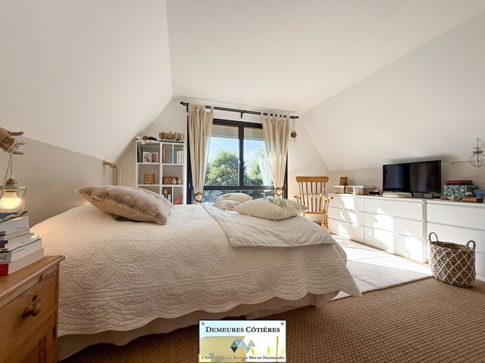 Image No.26-4 Bed House for sale