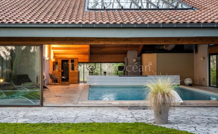 Image No.8-9 Bed House for sale