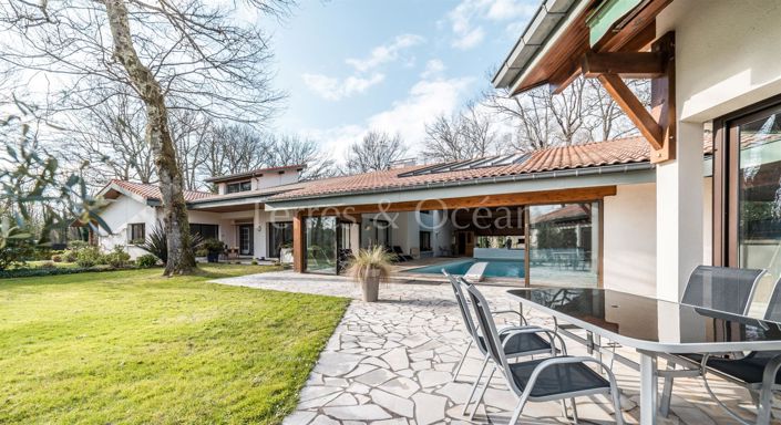 Image No.9-9 Bed House for sale