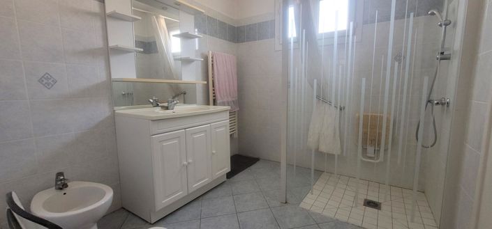 Image No.7-Maison de 4 chambres à vendre à Pierrelatte