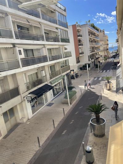 Image No.7-Apartment for sale