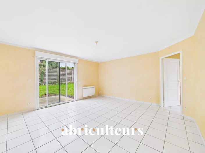 Image No.2-3 Bed House for sale