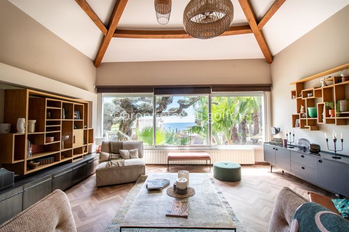 Image No.4-4 Bed House for sale