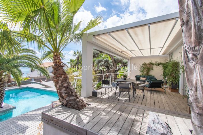 Image No.8-4 Bed House for sale