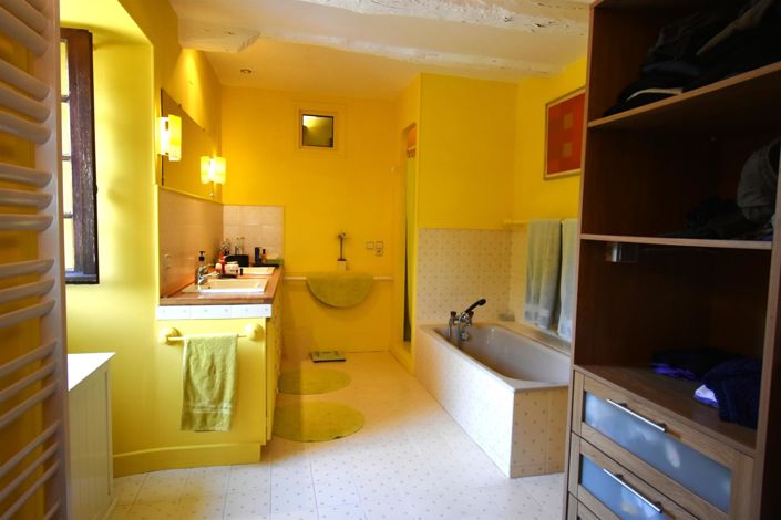 Image No.12-3 Bed House for sale