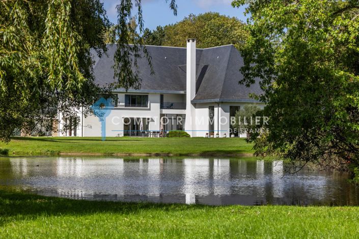 Image No.2-8 Bed House for sale