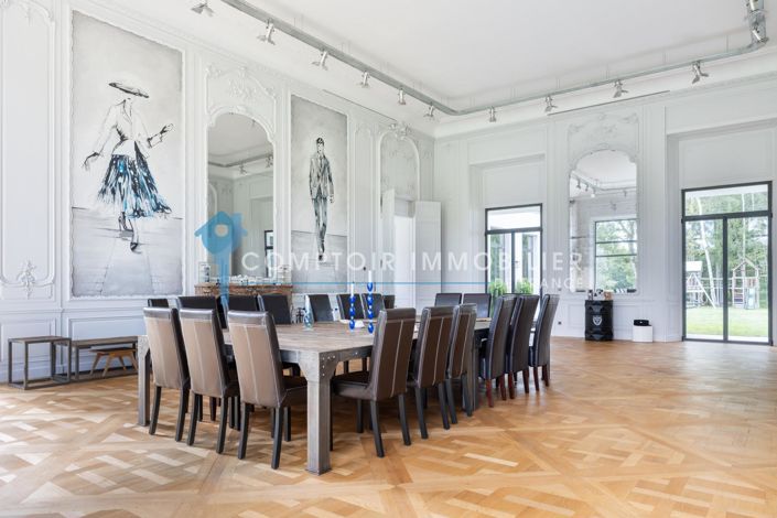 Image No.6-8 Bed House for sale