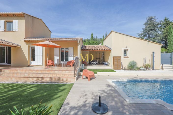 Image No.2-3 Bed House for sale