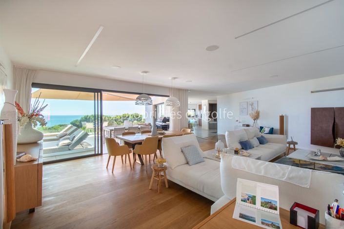 Image No.7-3 Bed House for sale