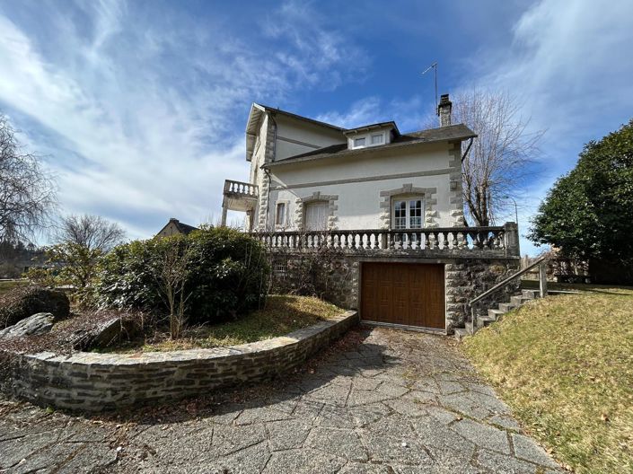 Image No.1-Maison de 4 chambres à vendre à Sornac