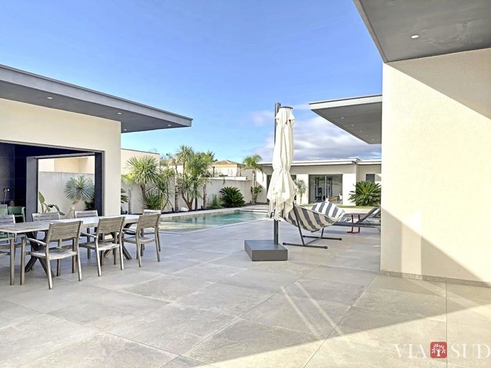 Image No.3-4 Bed Property for sale