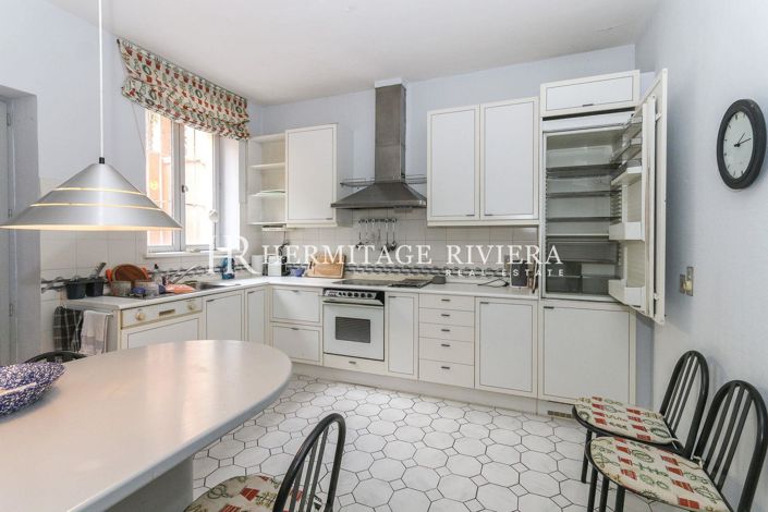 Image No.16-5 Bed House for sale